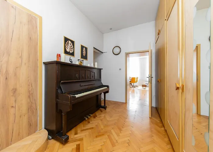 Lounge Piano Apartamento Brno
