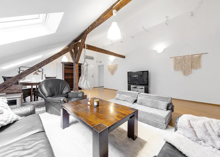 Lounge Piano Brno