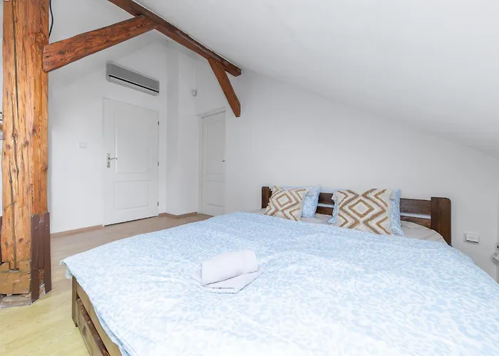 Lounge Piano Apartamento Brno